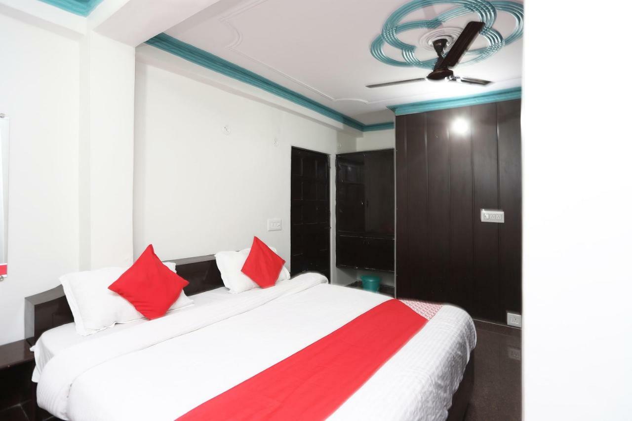 Oyo 43694 Hotel Hillson Pauri ภายนอก รูปภาพ