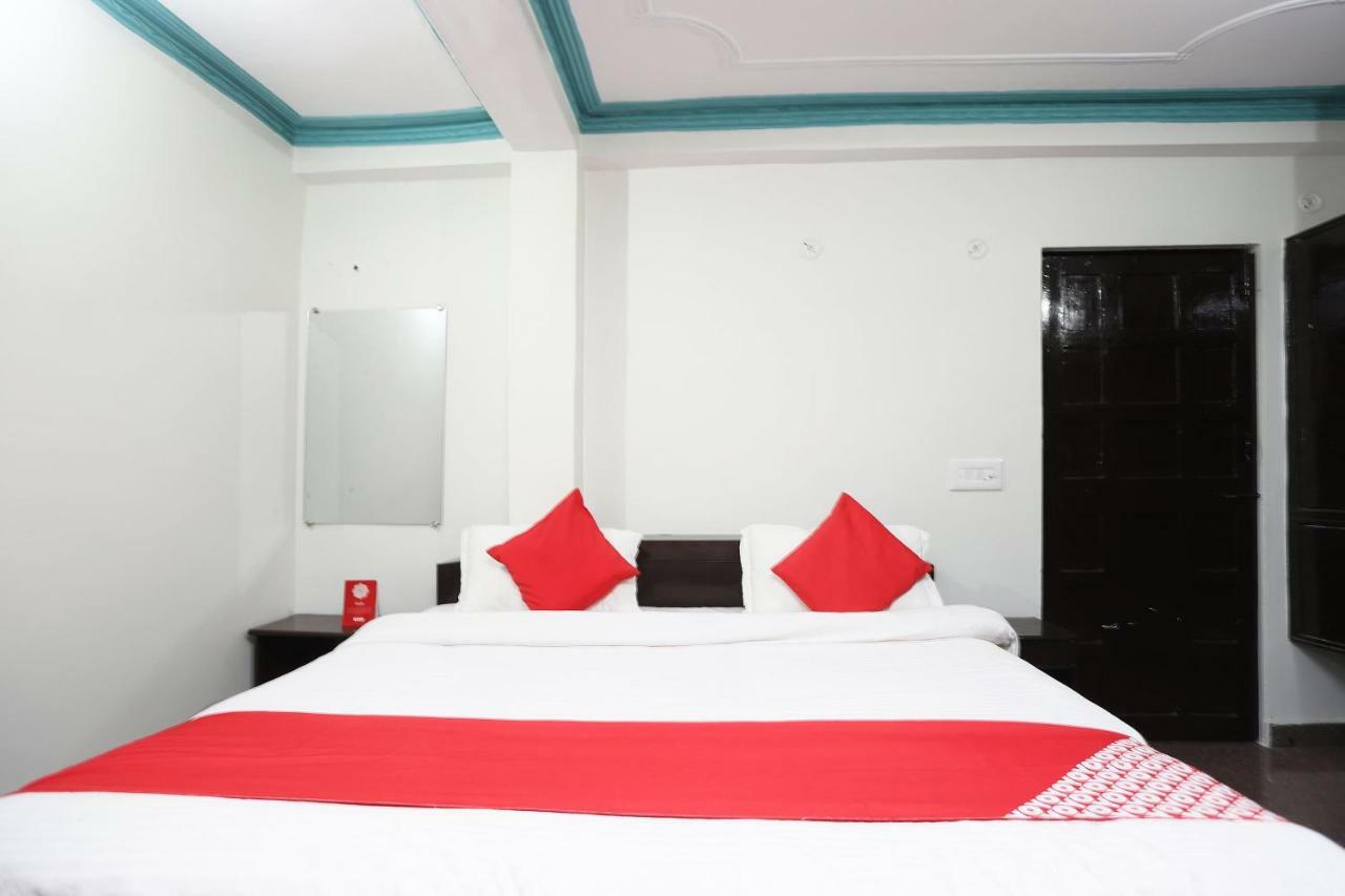 Oyo 43694 Hotel Hillson Pauri ภายนอก รูปภาพ