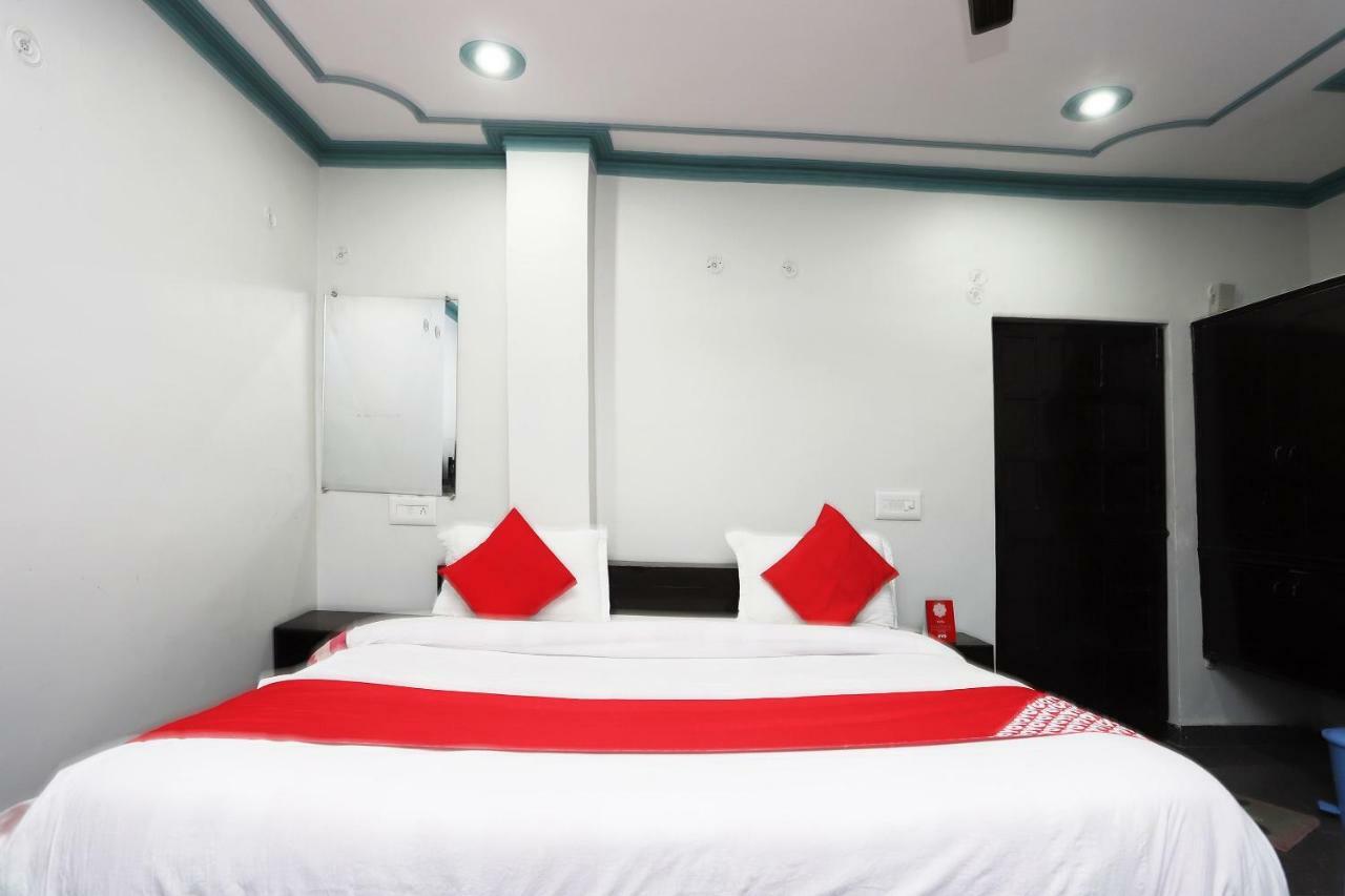 Oyo 43694 Hotel Hillson Pauri ภายนอก รูปภาพ