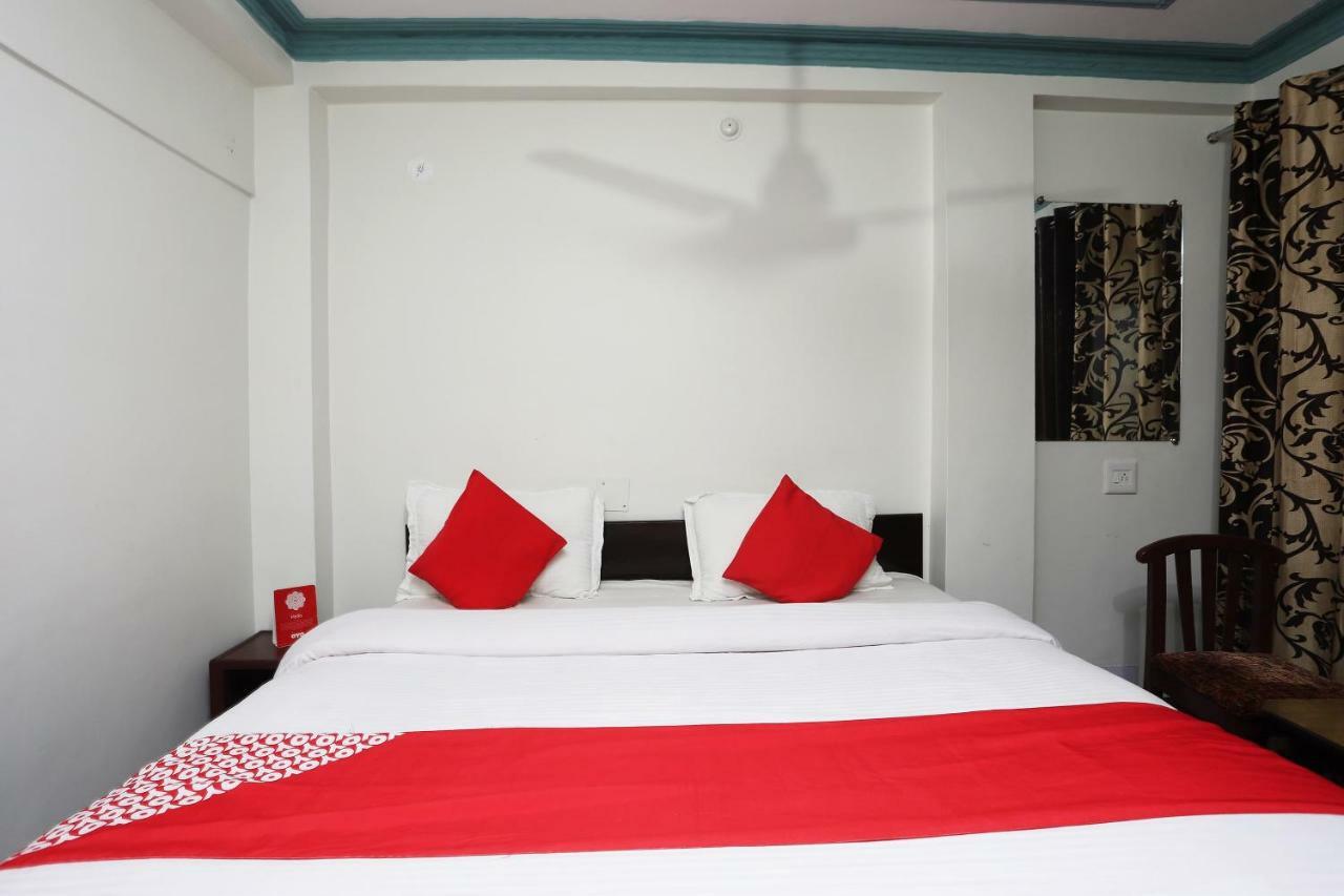 Oyo 43694 Hotel Hillson Pauri ภายนอก รูปภาพ